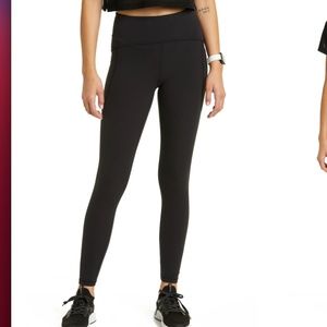 Zella Leggings w/ side pockets